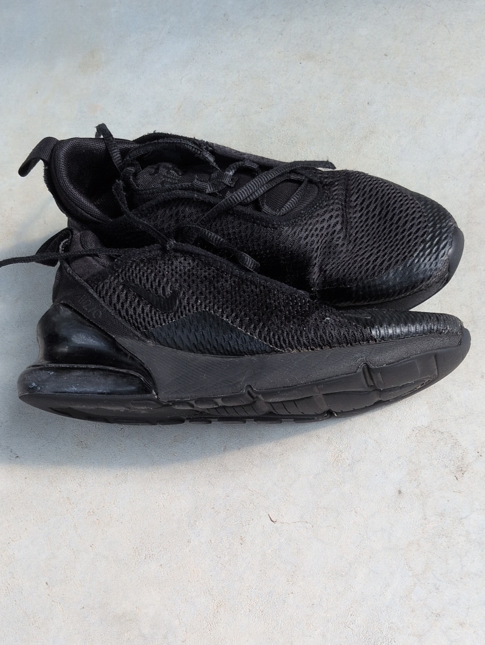 Nike Air 270 Kids Size 3